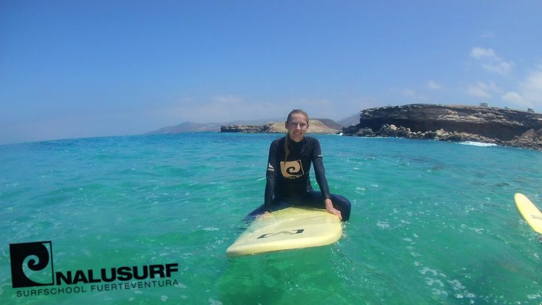 Surfkurs Fuerteventura, surfen lernen, wellenreiten lernen auf Fuerteventura bei Nalusurf Surfschool Fuerteventura