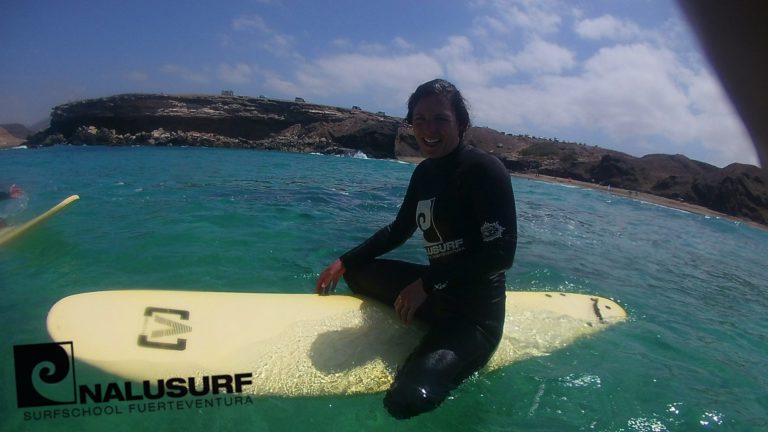 Surfkurs Fuerteventura, surfen lernen, wellenreiten lernen auf Fuerteventura bei Nalusurf Surfschool Fuerteventura
