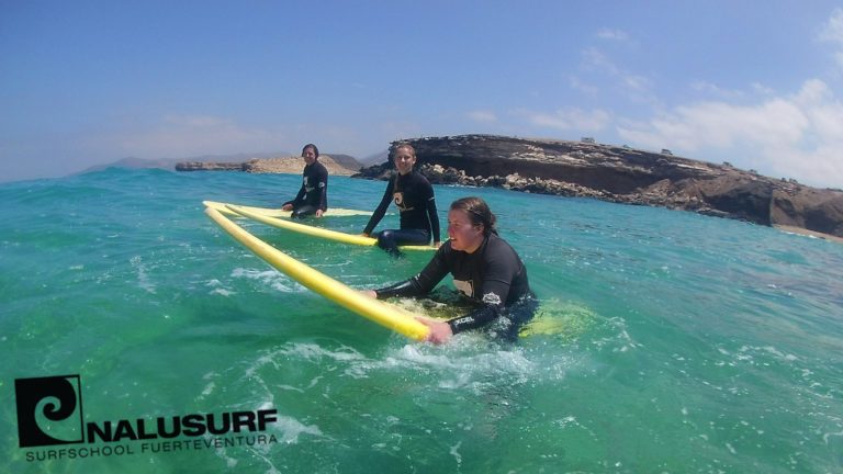 Surfkurs Fuerteventura, surfen lernen, wellenreiten lernen auf Fuerteventura bei Nalusurf Surfschool Fuerteventura