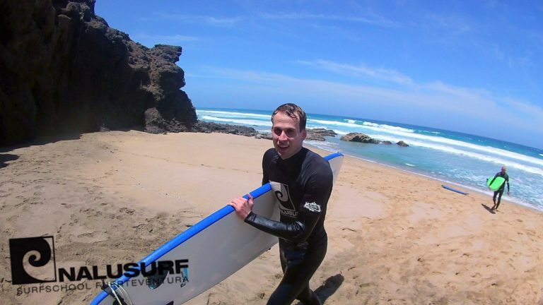 Surfkurs Fuerteventura, surfen lernen, wellenreiten lernen auf Fuerteventura bei Nalusurf Surfschool Fuerteventura