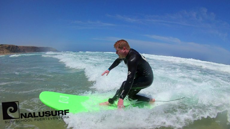 Surfkurs Fuerteventura, surfen lernen, wellenreiten lernen auf Fuerteventura bei Nalusurf Surfschool Fuerteventura