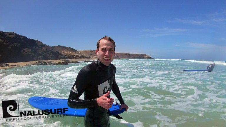 Surfkurs Fuerteventura, surfen lernen, wellenreiten lernen auf Fuerteventura bei Nalusurf Surfschool Fuerteventura