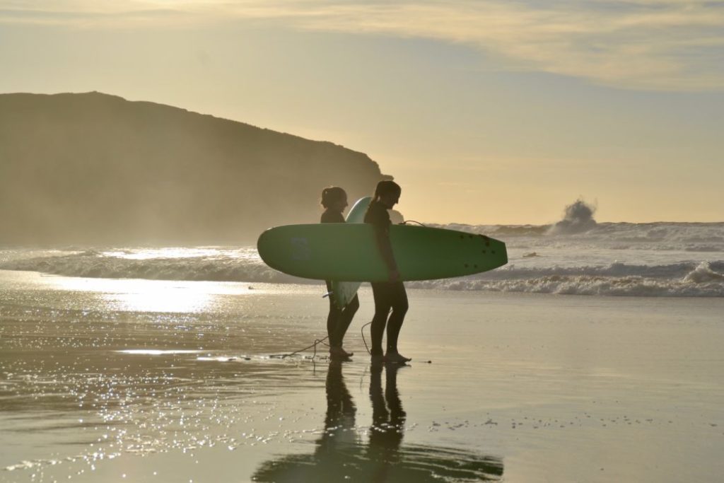 Surfing course in Fuerteventura – Nalusurf Surf School