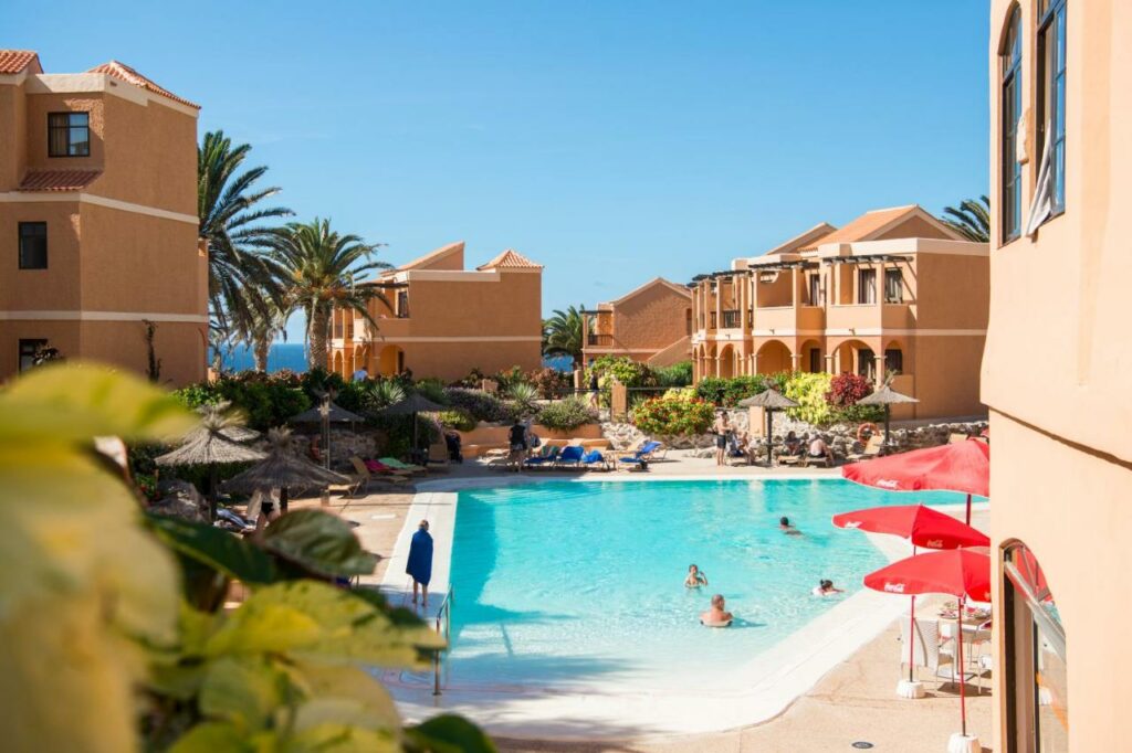 Bakour Fuerteventura Surfcamp Hotel La Pared