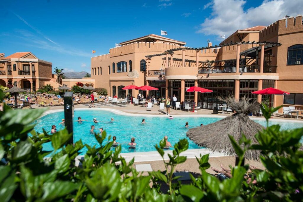 Bakour Fuerteventura Surfcamp Hotel La Pared