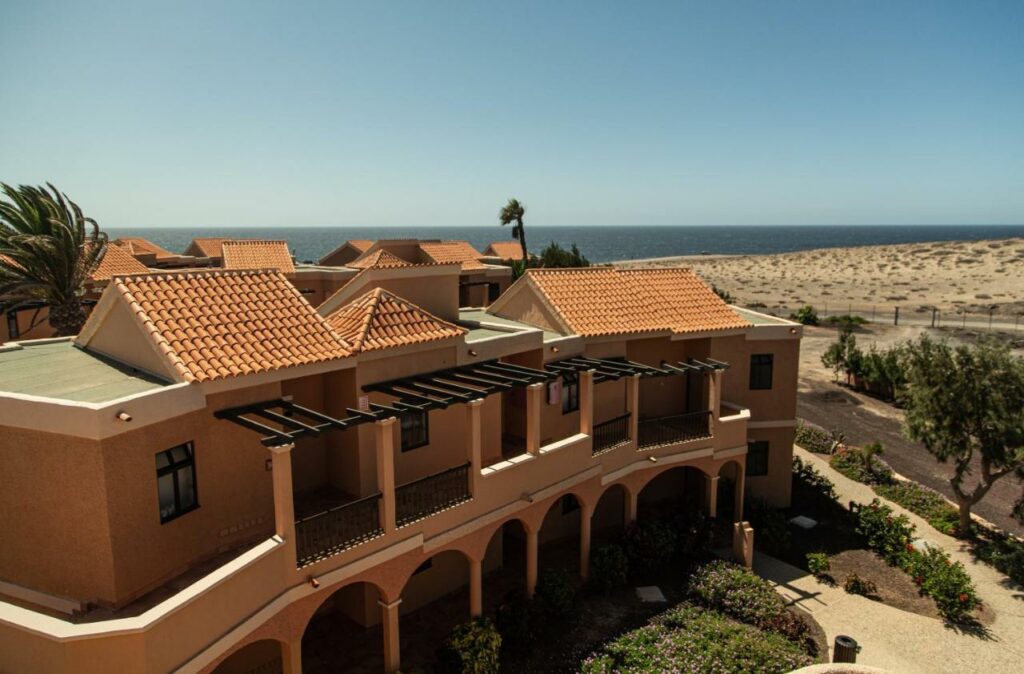 Bakour Fuerteventura Surfcamp Hotel La Pared
