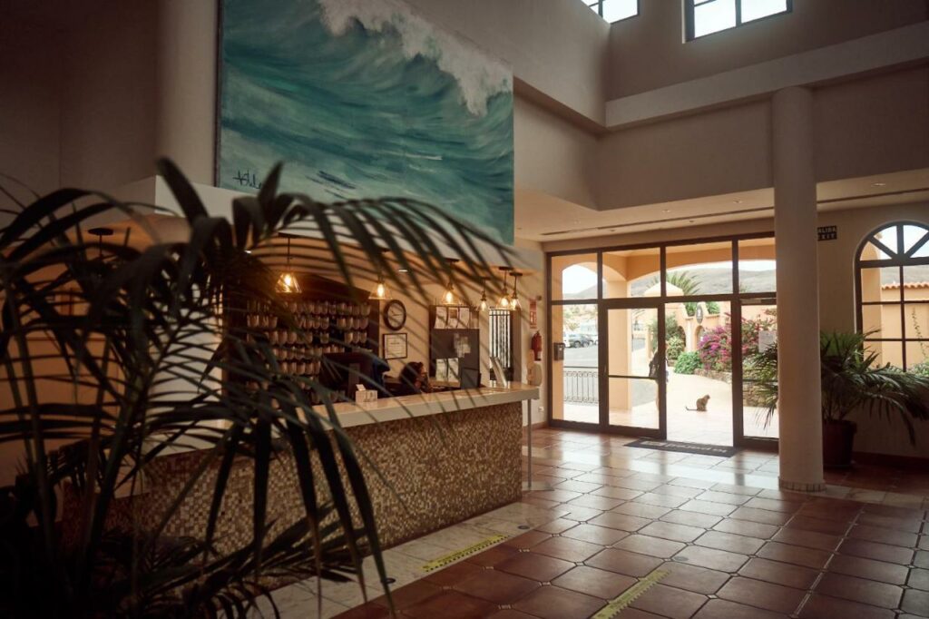 Bakour Fuerteventura Surfcamp Hotel La Pared